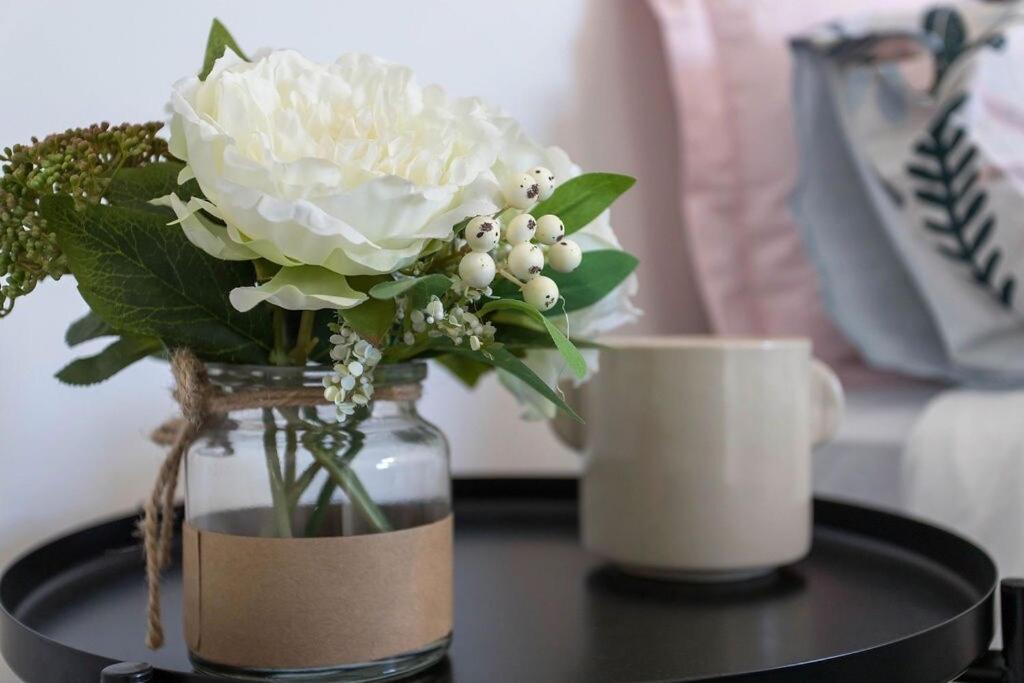 Handy CBD Covered Free Parking Gym 2 Bdrm - Resim 16