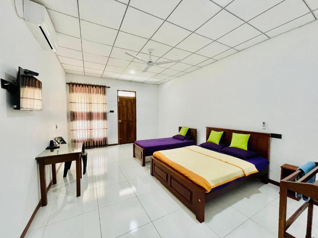 Kumbuk Sewana Villa - Standard Triple Room