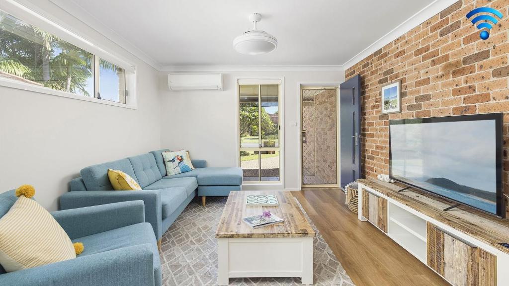 Whitesands Hideaway - Housity