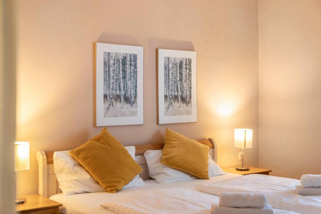Postel nebo postele na pokoji v ubytování Chalet Sonneck - Seefeld