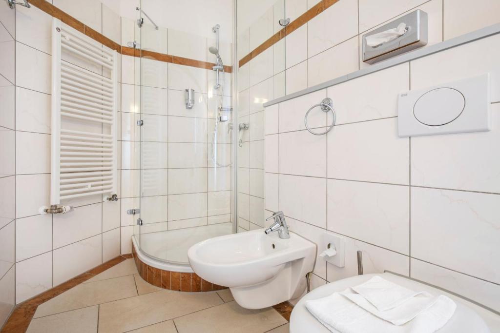 Koupelna v ubytování Hotel Stranddistel Rügen