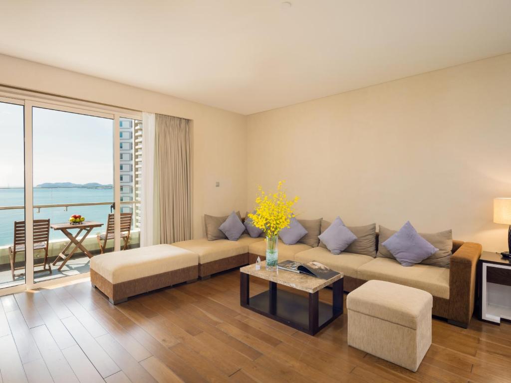 Posezení v ubytování The Costa Nha Trang Residences