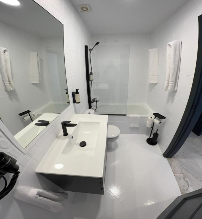 Koupelna v ubytování Hotel Molinillos