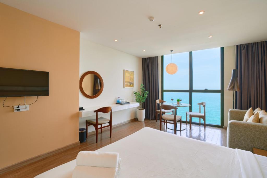 TV a/nebo společenská místnost v ubytování S Lux Apartment Starcity with Sea View