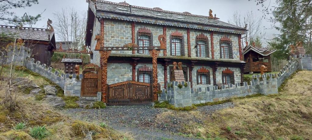 Κήπος έξω από το Viking House