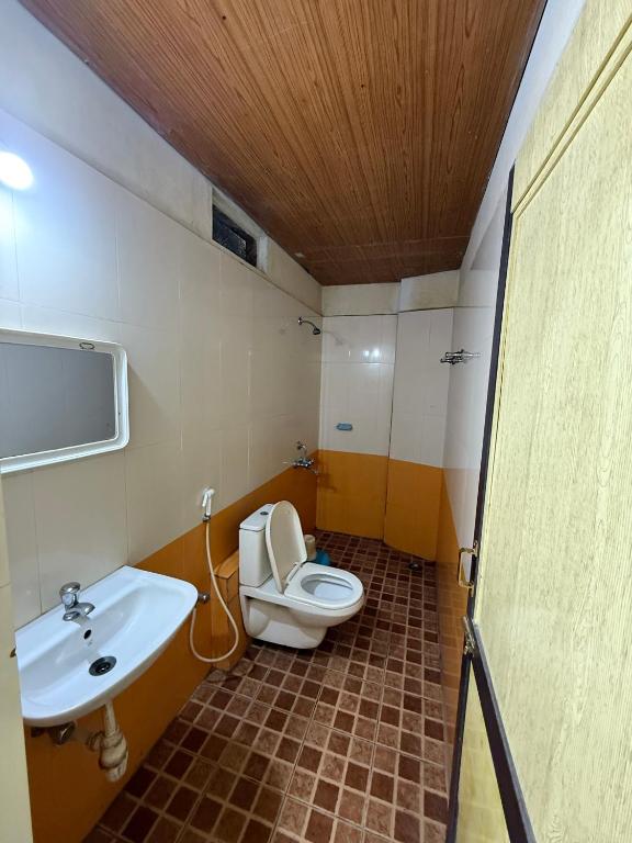 Vannituba majutusasutuses Bhanu Residency