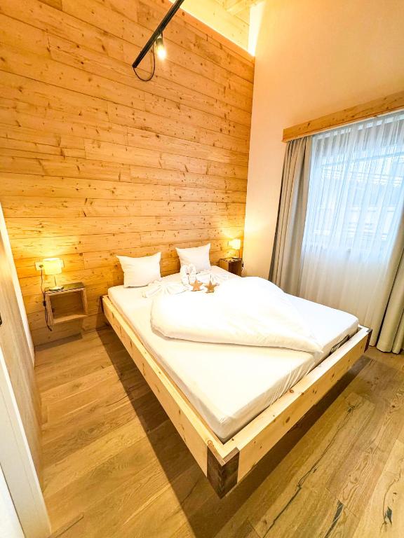 Posteľ alebo postele v izbe v ubytovaní Alpenchalet im Leutaschtal