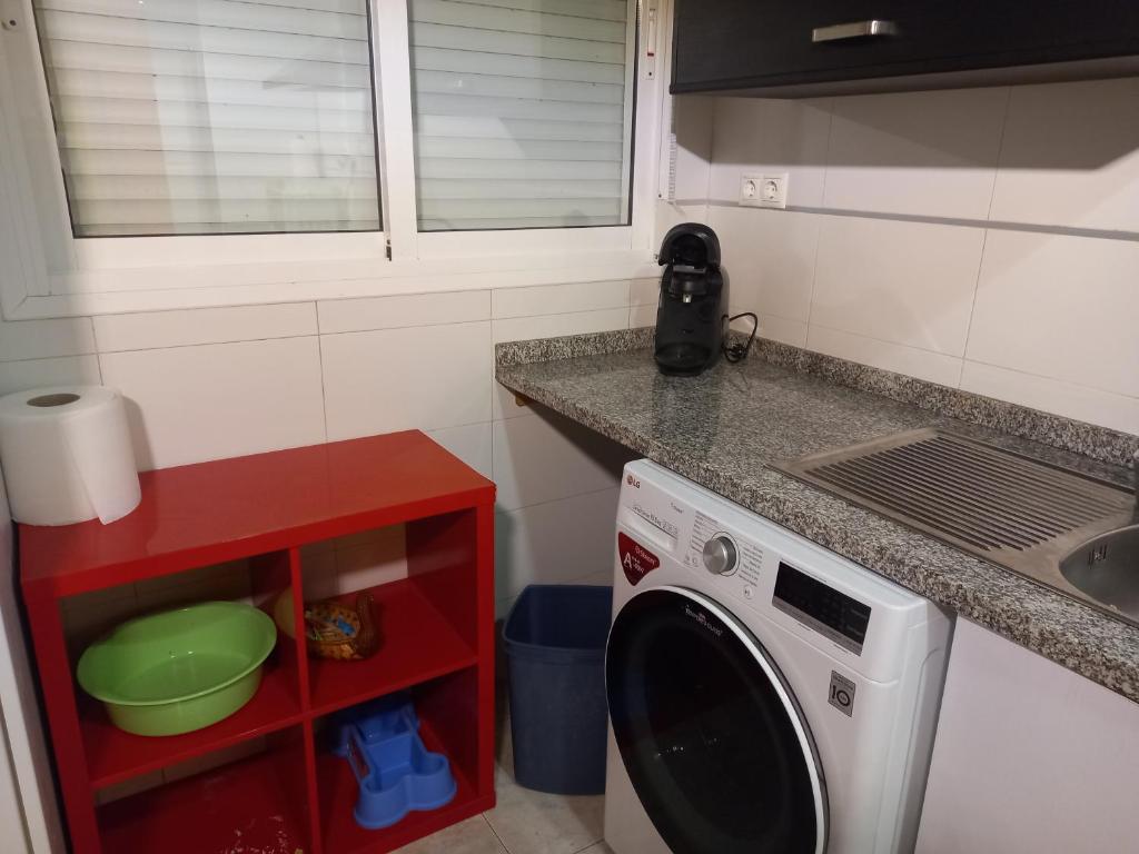 Kuchyň nebo kuchyňský kout v ubytování apartamento Daimuz playa