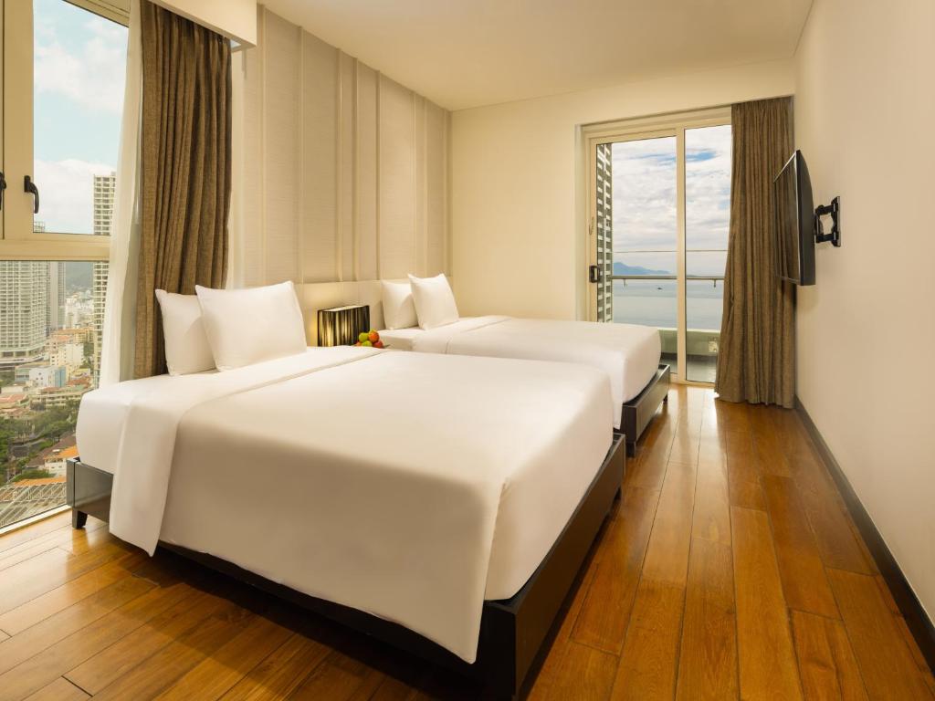 Suite Grand 4 Phòng Ngủ