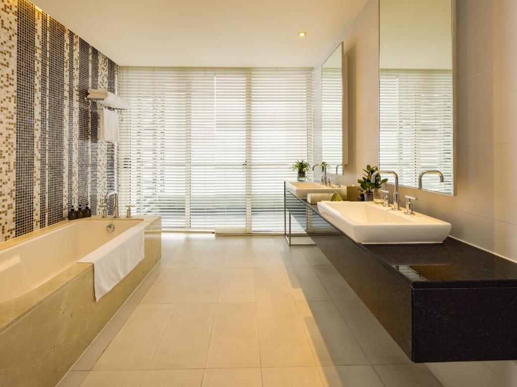 Suite Grand 4 Phòng Ngủ