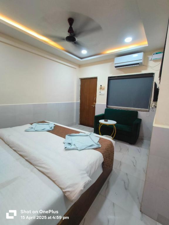 Postel nebo postele na pokoji v ubytování Hotel Small Daddy Plus