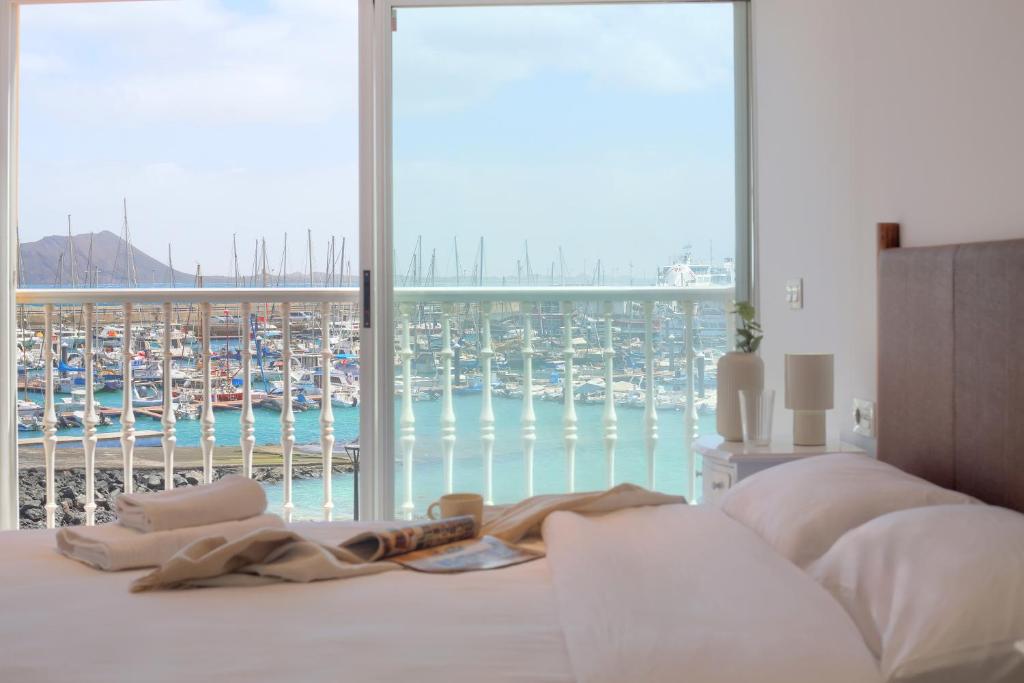 Alba & Daniel's Suite con Vista su Lobos, Corralejo