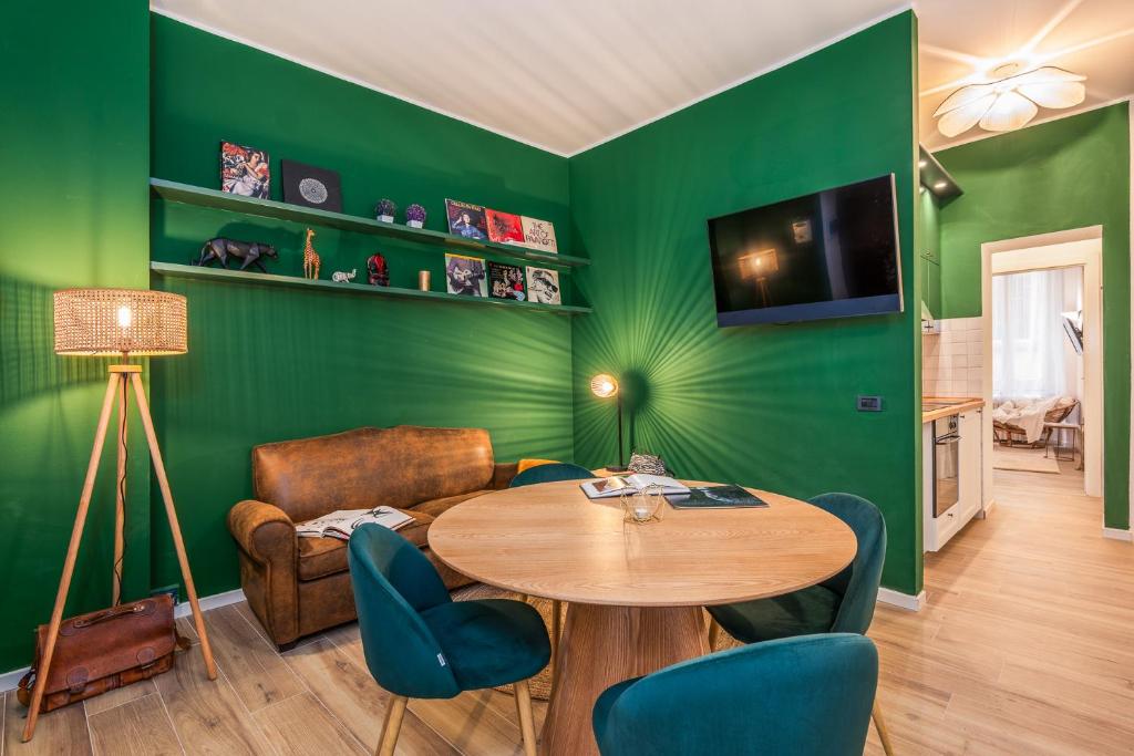 Elegant and Stylish Design Apartments in Brera Near the Metro