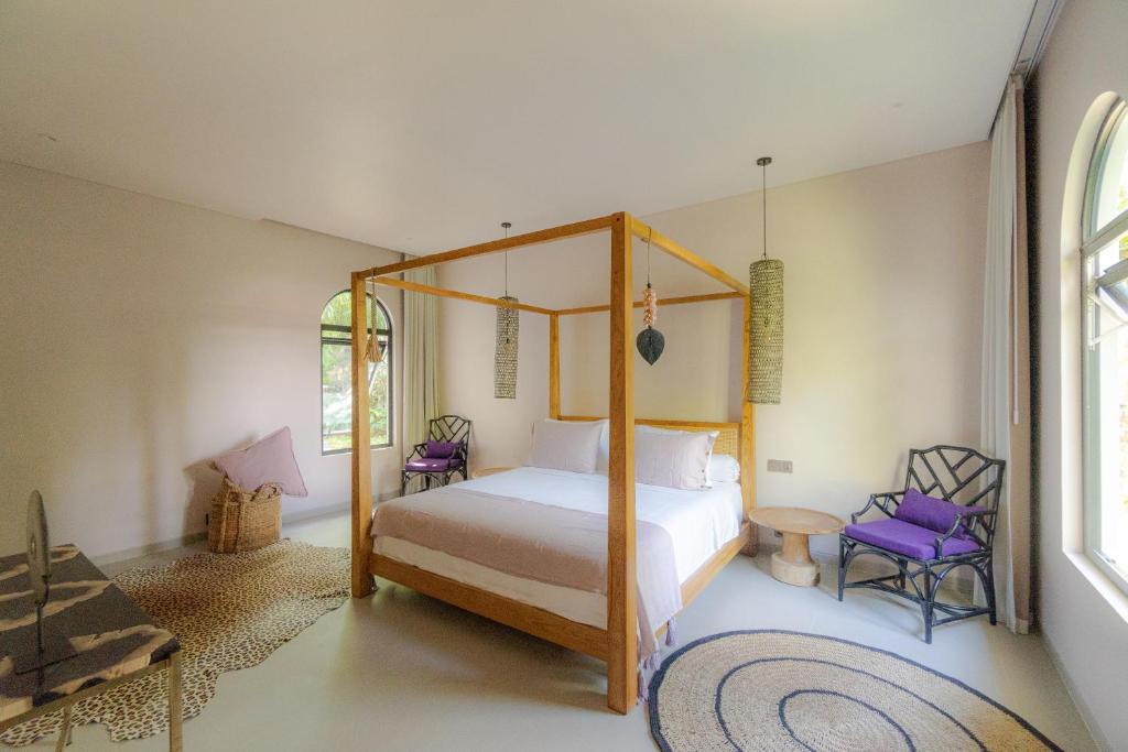 Ένα ή περισσότερα κρεβάτια σε δωμάτιο στο Villa Sungai 3BR in Havana Complex, Need more space for your group, Villa Cactus, just next door, offers 3 more bedrooms with a private pool, book both villas together for up to 12 guests in one peaceful setting
