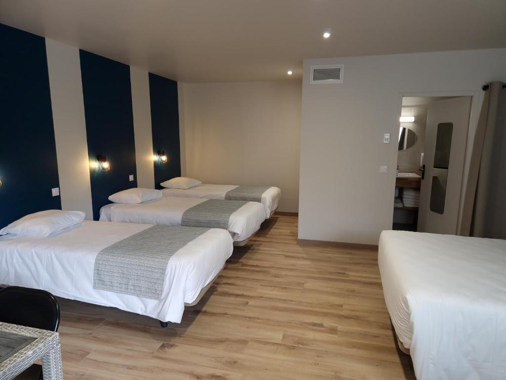 Postel nebo postele na pokoji v ubytování Hotel Restaurant L'Espassole