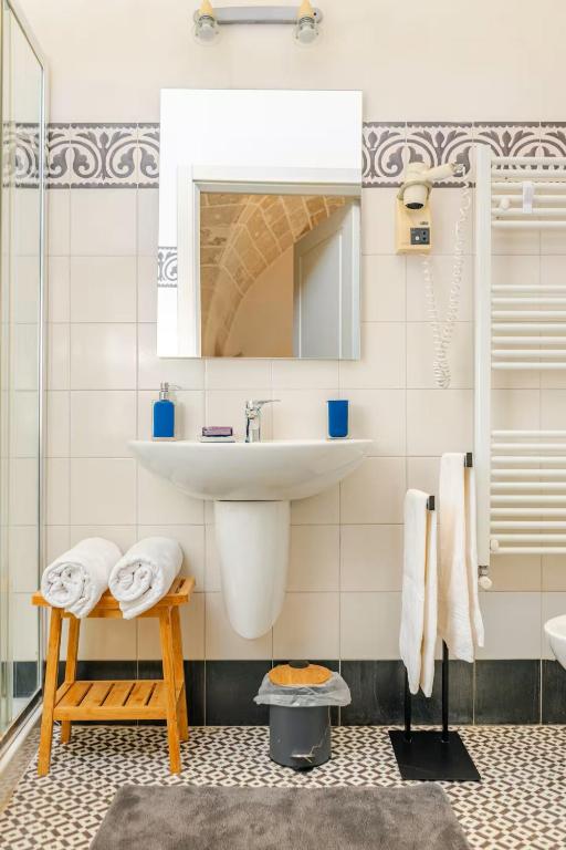 Koupelna v ubytování B&B Corte dei Memoli di Margiotta Giuseppina