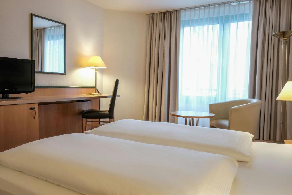FOUR Essen City Centre - Resim 20
