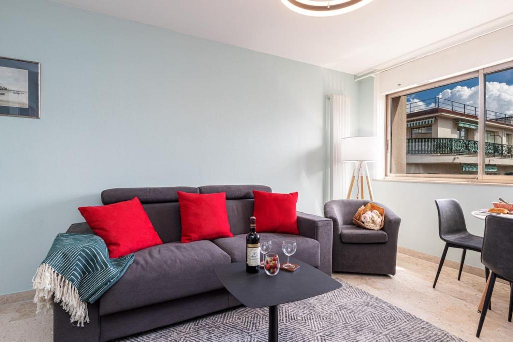 Photo de la galerie de l'établissement MEDECIN 26 - Superb Apt Suit Downtown, à Nice