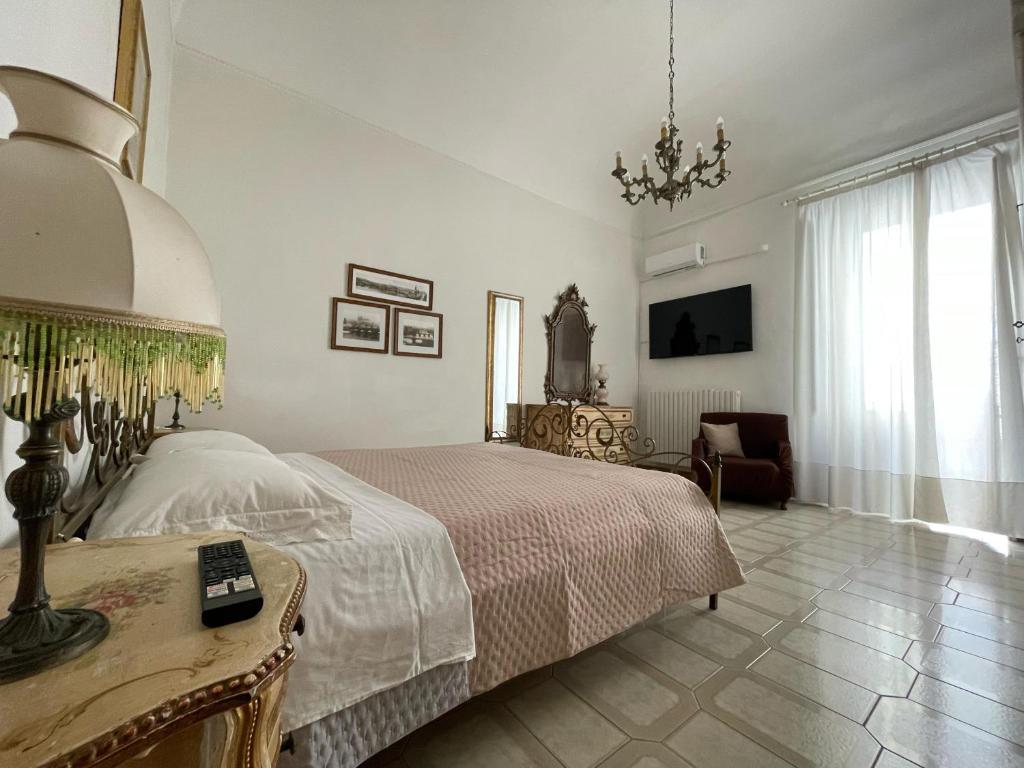 TV a/nebo společenská místnost v ubytování Mady's Guesthouse