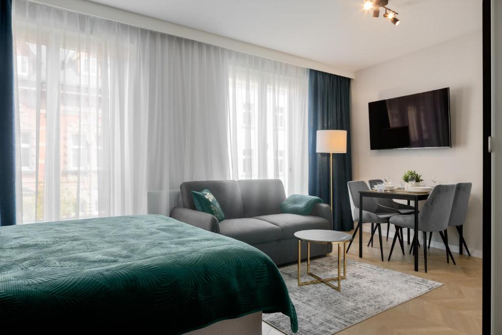 Metropolis Apartments - 11