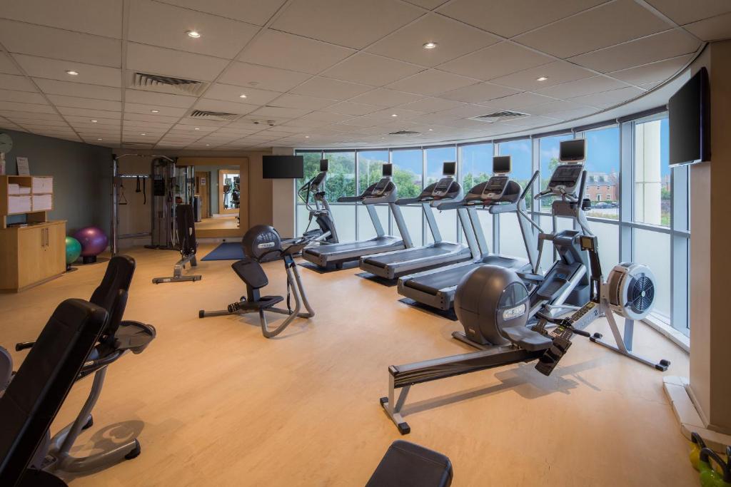 Fitness centrum a/nebo fitness zařízení v ubytování London Luton Vale Hotel