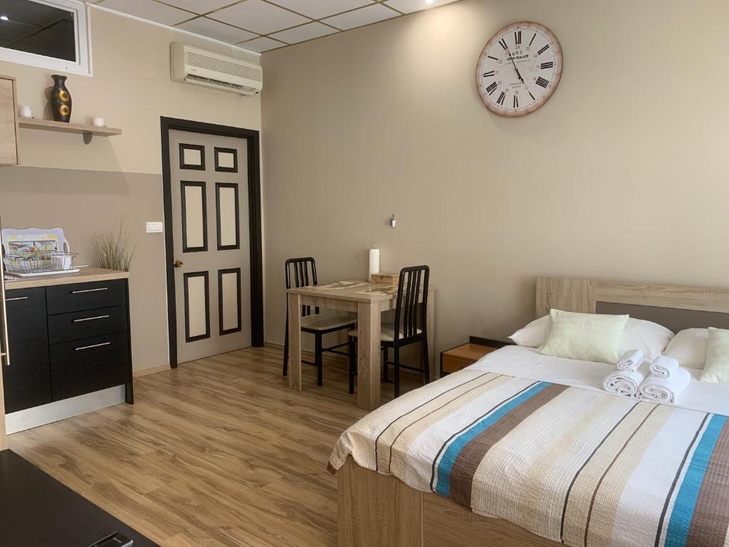 Prestige Apartments - 18