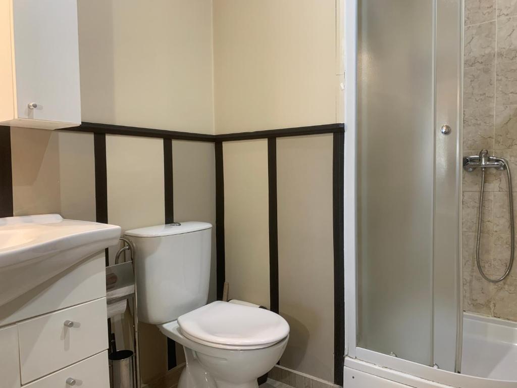 Prestige Apartments - 17