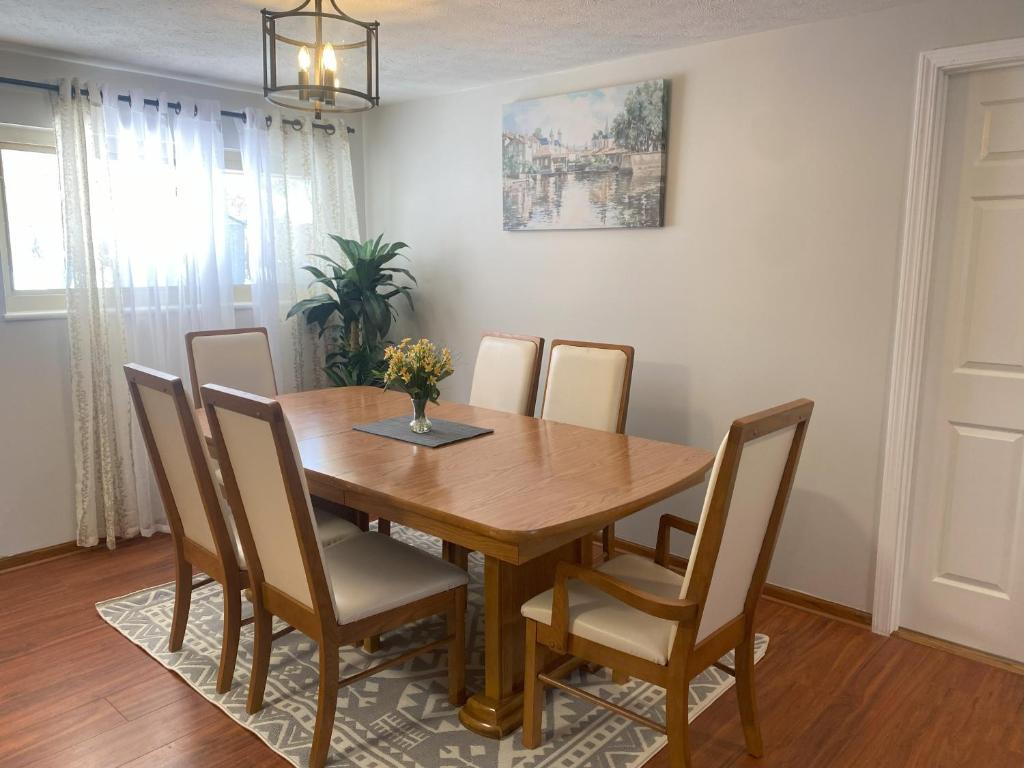 Fotografie z fotogalerie ubytování Bachome v destinaci Kettering