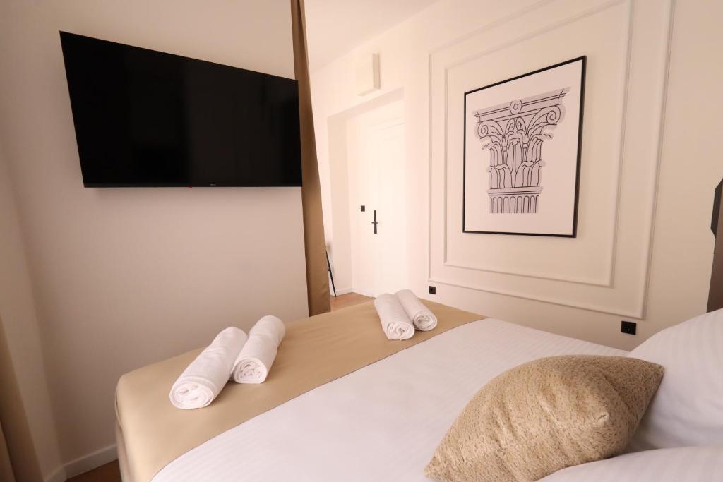 Din Luxury Apartments - Apartamento Superior Con Balcón
