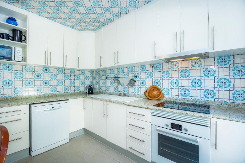 Kuchyňa alebo kuchynka v ubytovaní Sea House