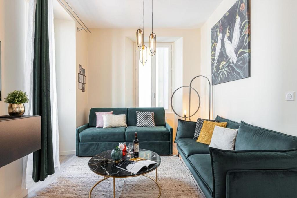 Posedenie v ubytovaní GESU - 2 bedroom in Old Town - Gesu Square