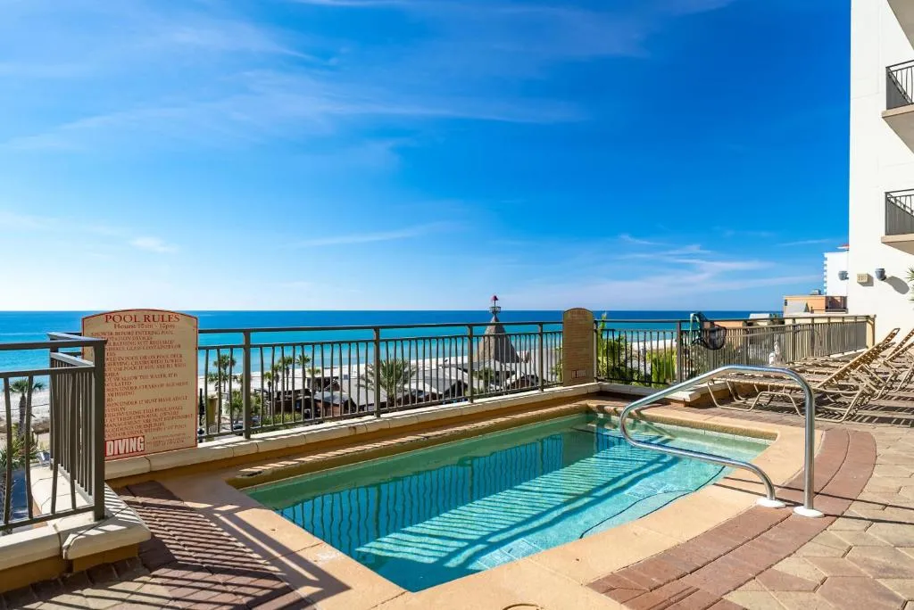 Origin 1023 - Studio King - Peaceful Nature View Unit by Beach Haven Vacation Rentals