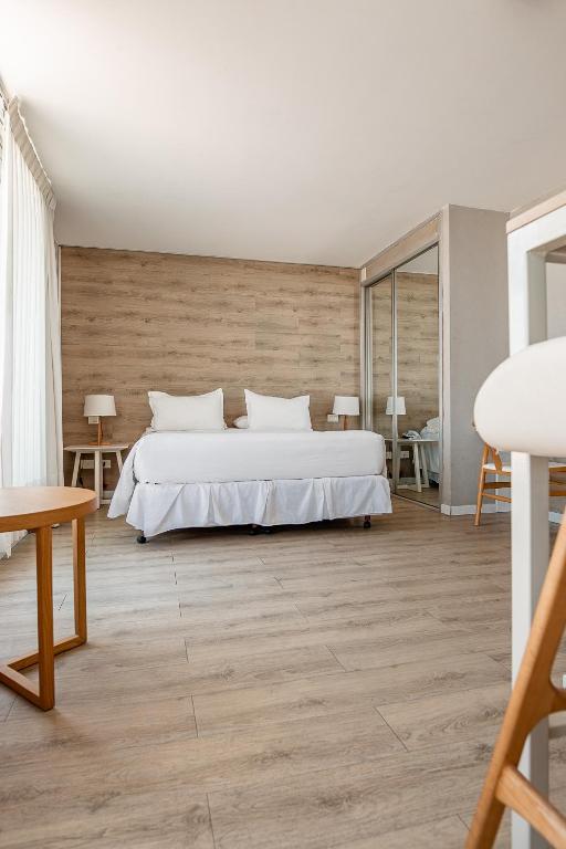Smart Hotel Montevideo - Quarto Duplo Deluxe Com Varanda