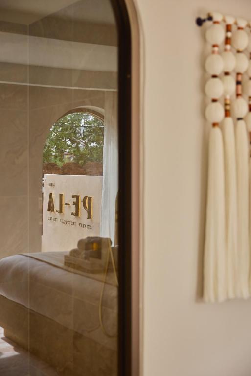 PE-LA Thapae Boutique Hotel - Resim 12