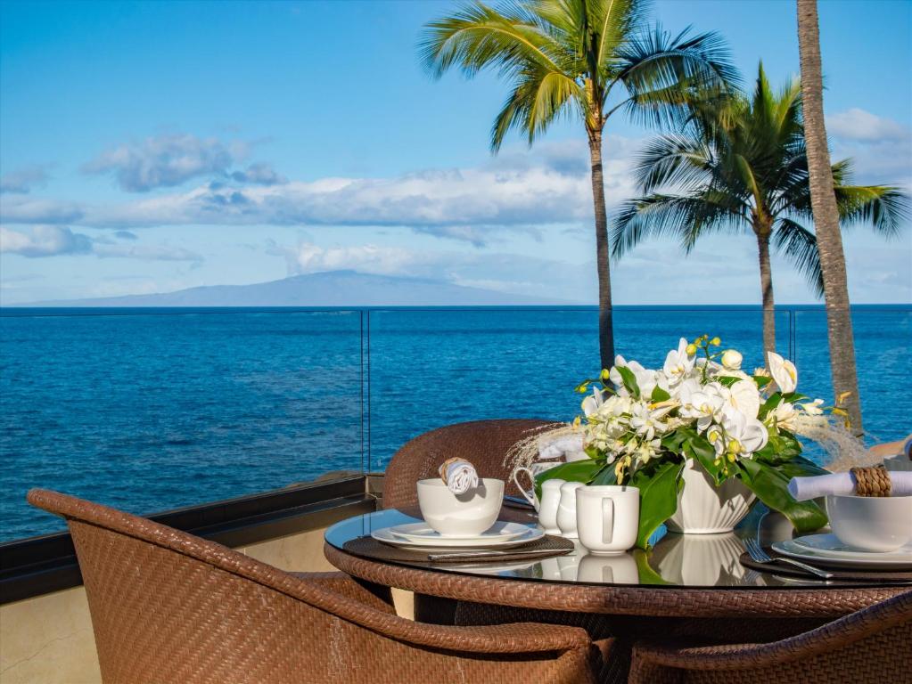 Panoramic Ocean Front Sunny Surf E301 At Makena Surf!（ワイレア）：（最新料金：2025年）