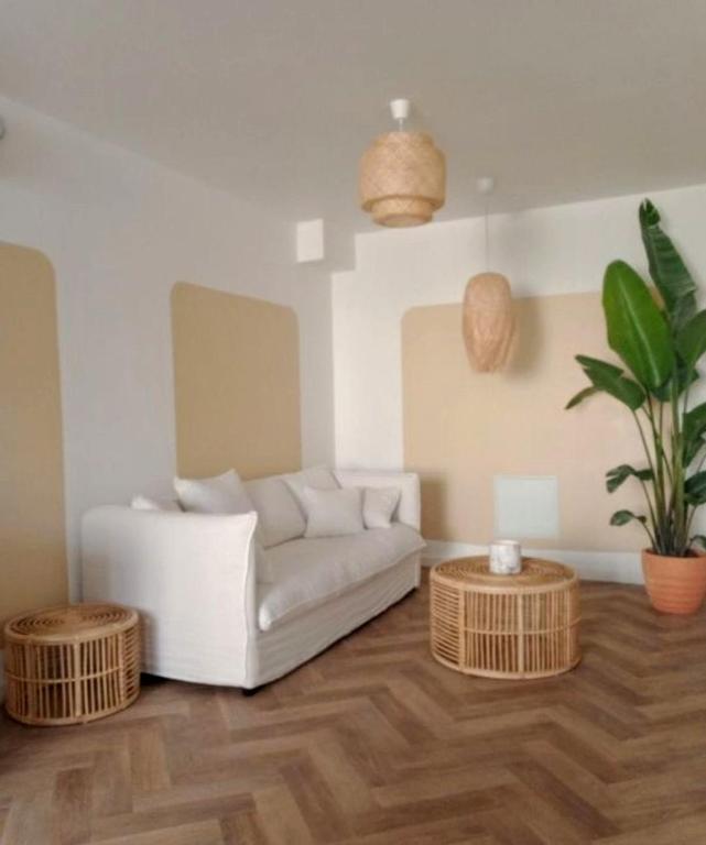 Photo de la galerie de l'établissement 150 m du port et de la mer de la Ciotat, à La Ciotat