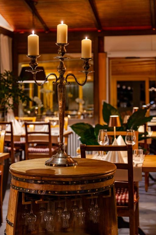 Restaurace v ubytování Gasthaus Rheinwaldstube