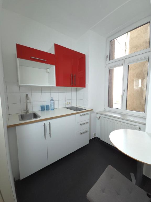 Aparthotel Amelie - Resim 3