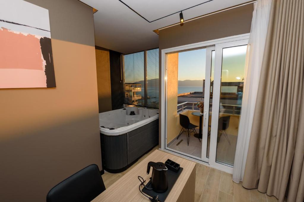 Fotografie z fotogalerie ubytování Vlora Suits You v destinaci Vlorë