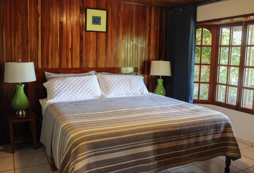Voodi või voodid majutusasutuse El Santuario Ecolodge - Hotel & Dorms toas
