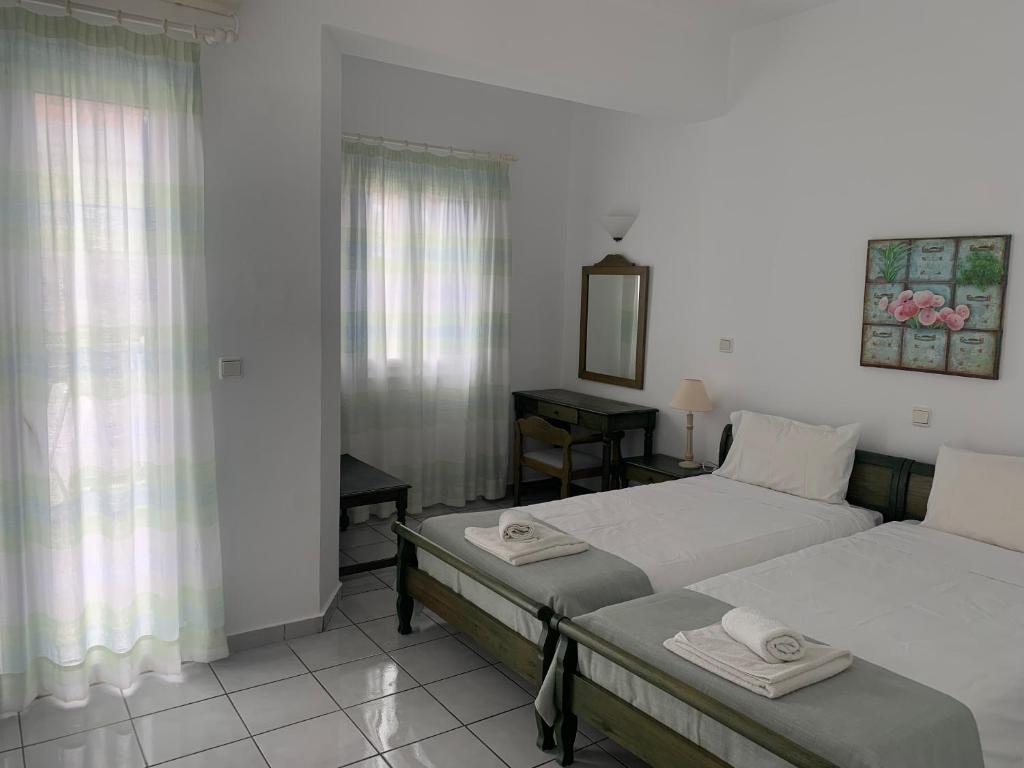 Astra Hotel Apartments - 15