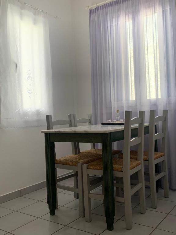 Astra Hotel Apartments - 18