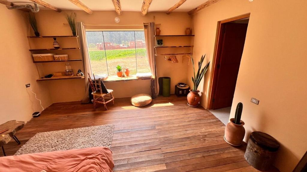 Część wypoczynkowa w obiekcie Spacious Studio in Prime Area with Views and Top Wifi