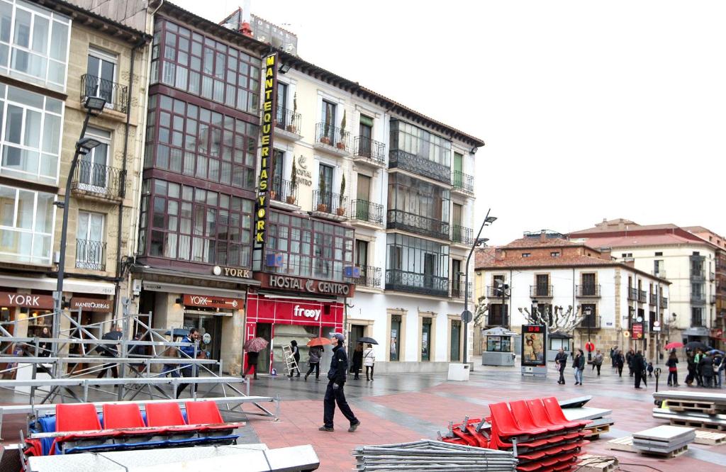 The building in which a vendégházakat is located