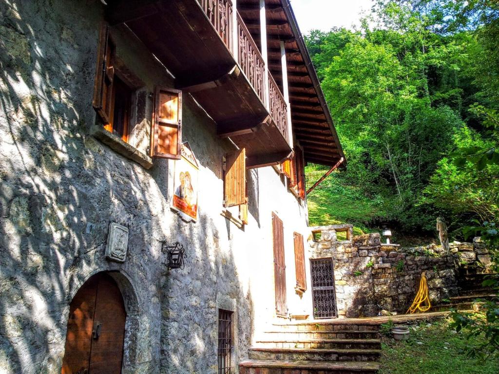 Budova, kde se the country house nachází