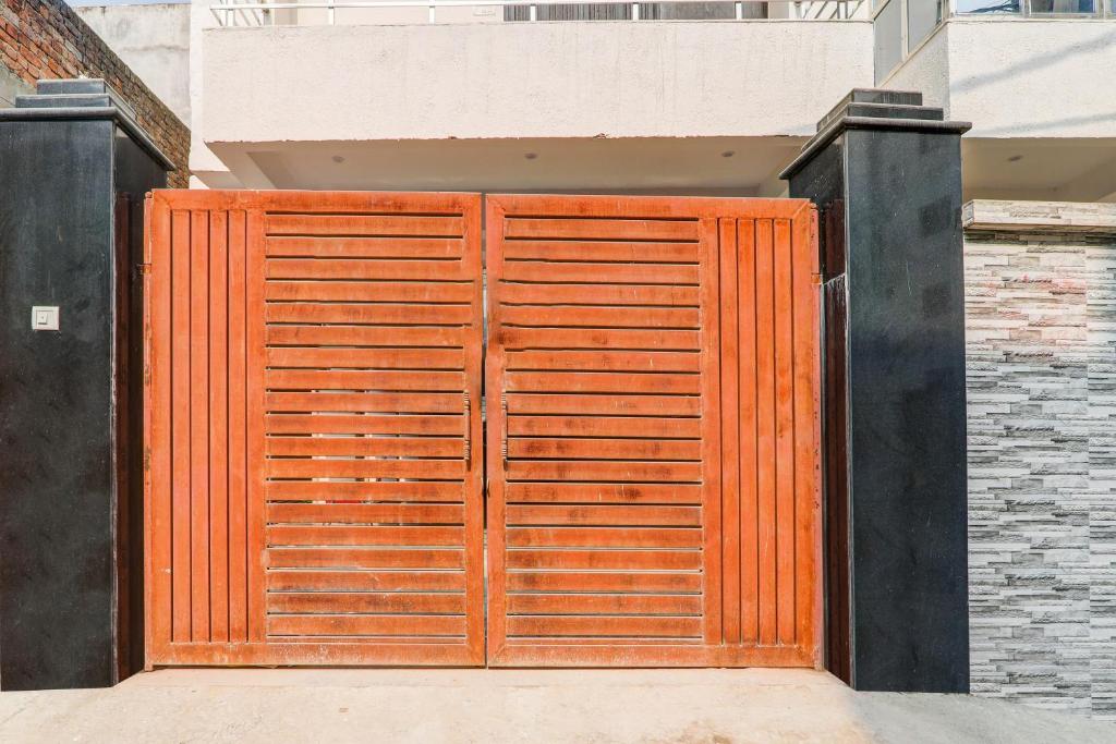 Fotografie z fotogalerie ubytování Super Collection O Karaudi Marg Chittaipur Varanasi v destinaci Váránasí