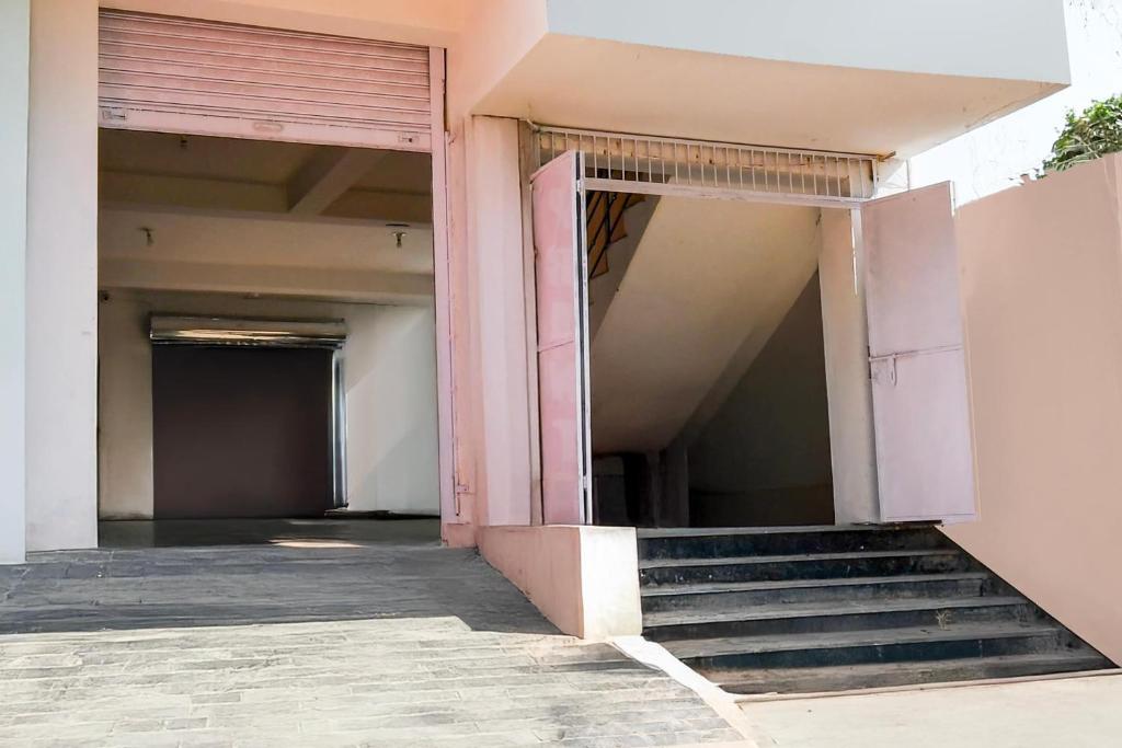 Fotografie z fotogalerie ubytování Hotel O Bhubaneshwar Near ITER College v destinaci Bhuvanéšvar