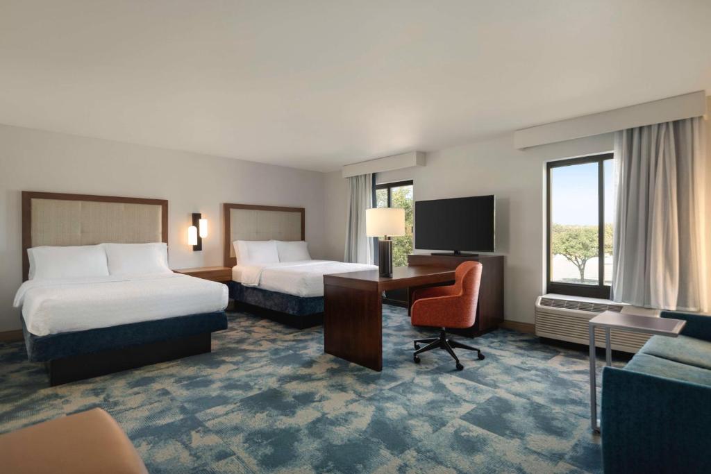 Hampton Inn & Suites San Marcos - Suite Estudio Con 2 Camas Grandes - No Fumadores