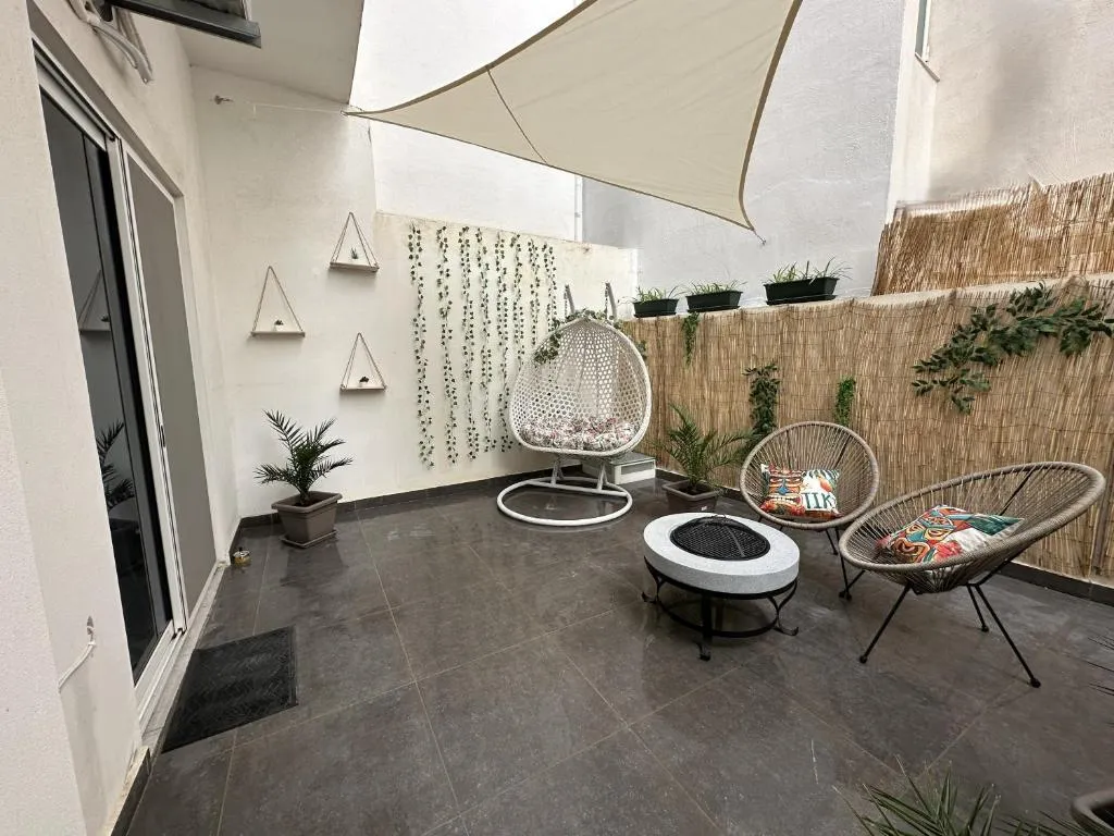 Boho Luxe Terrace - Brand New & Terrace