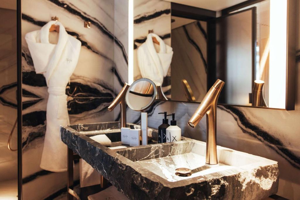 Hotel SAX Paris, LXR Hotels & Resorts - 12